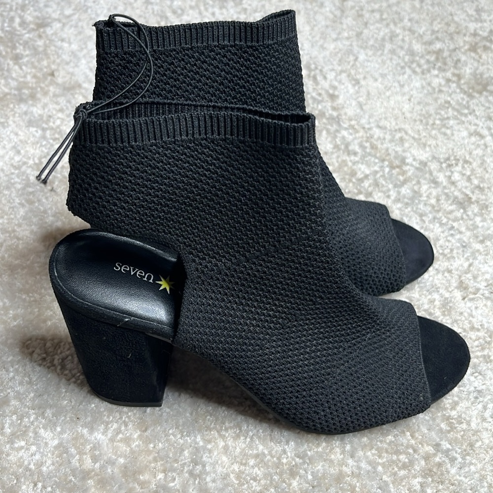 NEW Seven Dials black peep toe block heels